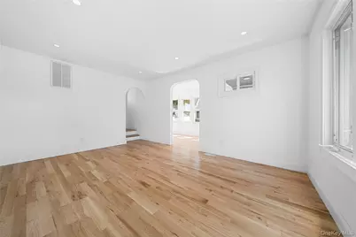 87 Parsons Drive, Hempstead, NY 11550 - Photo 8