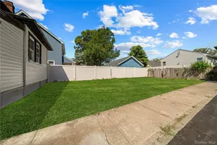 87 Parsons Dr, Hempstead, NY 11550 - Photo 20