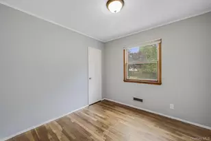 22 Heath Ln, East Northport, NY 11731 - Photo 14