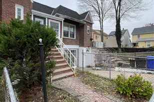 114-42 196th St, Saint Albans, NY 11412 - Photo 2