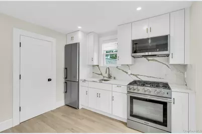 76 Green Street Unit #2, Huntington, NY 11743 - Photo 10