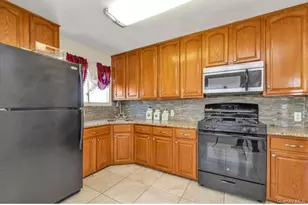 14746 223rd St, Springfield Gardens, NY 11413 - Photo 4