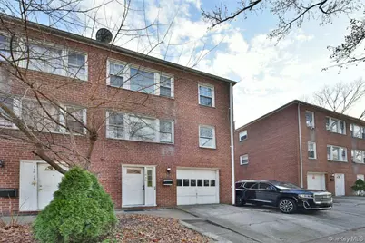 166-30 Gothic Drive, Jamaica, NY 11432 - Photo 26
