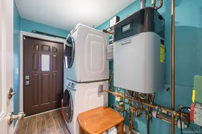 69 Harriet Avenue, Hempstead, NY 11550 - Photo 26