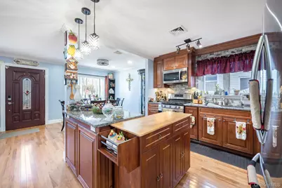 69 Harriet Avenue, Hempstead, NY 11550 - Photo 6