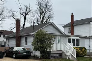 17 Litchfield Ave, Elmont, NY 11003 - Photo 2