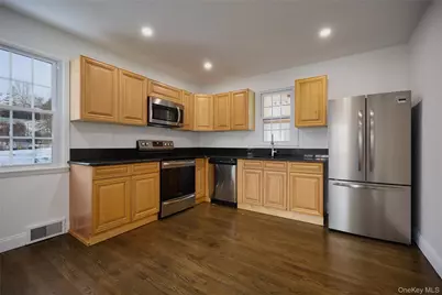 354 Van Wagner Road, Poughkeepsie, NY 12603 - Photo 18