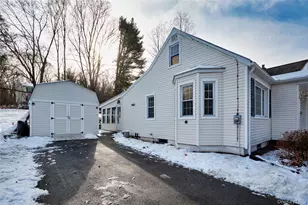 354 Van Wagner Rd, Poughkeepsie, NY 12603 - Photo 8