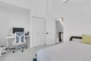 302 Park Ridge Ln, White Plains, NY 10603 - Photo 24