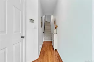 302 Park Ridge Ln, White Plains, NY 10603 - Photo 4