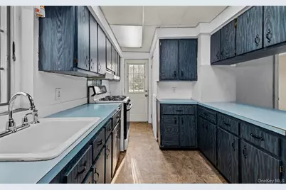 2730 Orchard Street, North Bellmore, NY 11710 - Photo 6