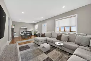 132 Roosevelt Ave, Mineola, NY 11501 - Photo 6