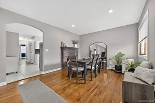 132 Roosevelt Ave, Mineola, NY 11501 - Photo 8