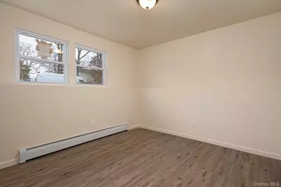 36 N 15th Street, Wheatley Heights, NY 11798 - Photo 14