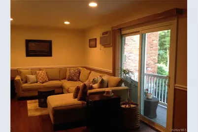 144 Doxbury Lane, Suffern, NY 10901 - Photo 2