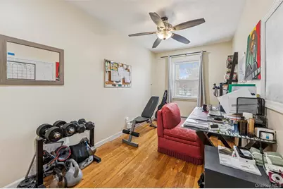 945 E 228th Street, Bronx, NY 10466 - Photo 14