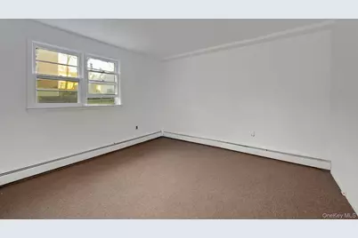 110 Beverly Road, Yonkers, NY 10710 - Photo 18