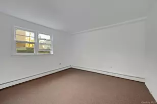 110 Beverly Rd, Yonkers, NY 10710 - Photo 18