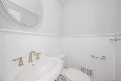 85 Park Avenue, West Harrison, NY 10604 - Photo 16