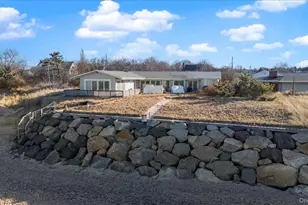 112 Soundview Dr, Montauk, NY 11954 - Photo 4