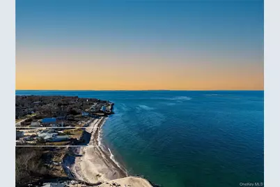 112 Soundview Drive, Montauk, NY 11954 - Photo 2