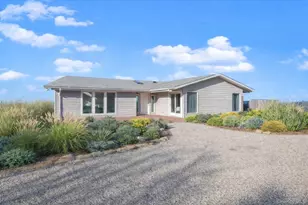 112 Soundview Dr, Montauk, NY 11954 - Photo 6