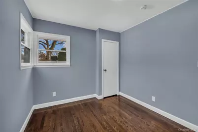 585 Elwood Road, East Northport, NY 11731 - Photo 10