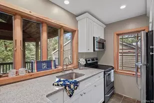 11 Oakdale Rd, Putnam Valley, NY 10579 - Photo 6