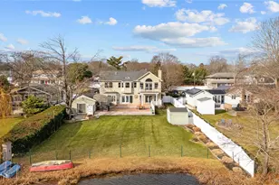 85 S Dunton Ave, Patchogue, NY 11772 - Photo 40