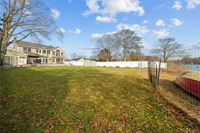 85 S Dunton Avenue, Patchogue, NY 11772 - Photo 36