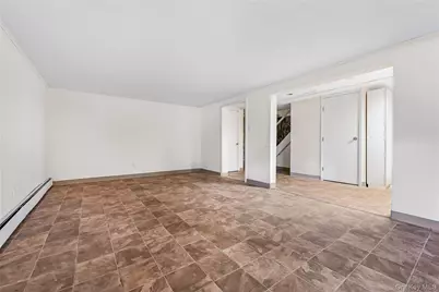 94 Conklin Street, Farmingdale, NY 11735 - Photo 30