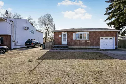 94 Conklin Street, Farmingdale, NY 11735 - Photo 4