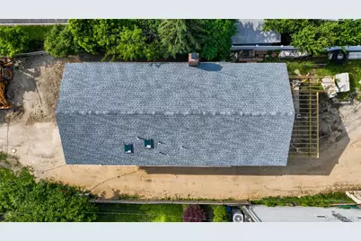 750 Shore Walk, Lindenhurst, NY 11757 - Photo 18
