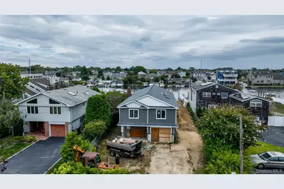 750 Shore Walk, Lindenhurst, NY 11757 - Photo 2