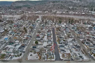 37 Holbrook Street, Port Jervis, NY 12771 - Photo 2