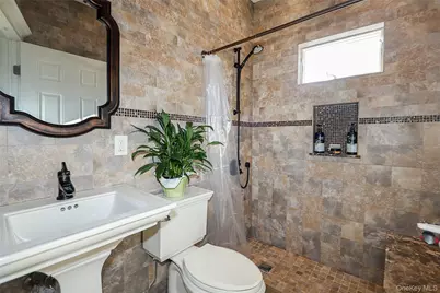 35 Francis Terrace, Glen Cove, NY 11542 - Photo 10