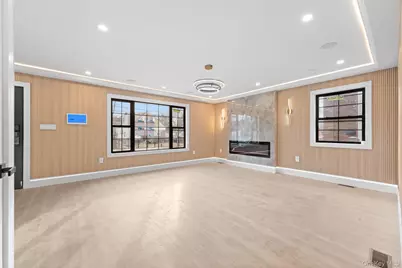 24917 147th Road, Rosedale, NY 11422 - Photo 2