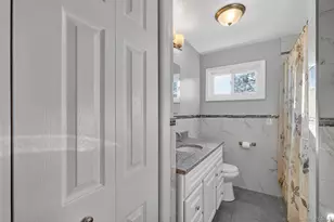 725 Logan Ave, Bronx, NY 10465 - Photo 12