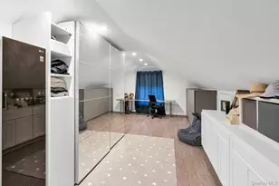 3 Maple St, Glenwood Landing, NY 11547 - Photo 32