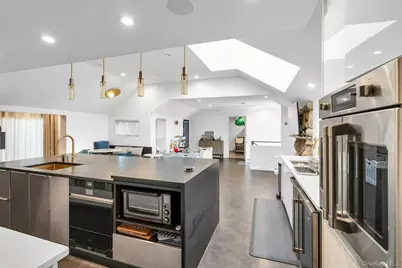 3 Maple Street, Glenwood Landing, NY 11547 - Photo 14