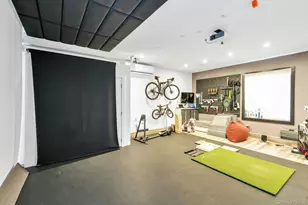 3 Maple St, Glenwood Landing, NY 11547 - Photo 40