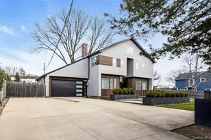 3 Maple St, Glenwood Landing, NY 11547 - Photo 2