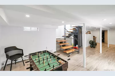 3 Maple Street, Glenwood Landing, NY 11547 - Photo 36