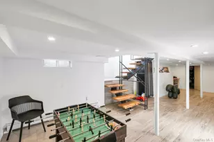 3 Maple St, Glenwood Landing, NY 11547 - Photo 36