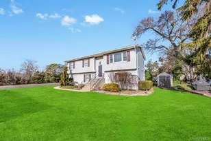 57 New South Rd, Hicksville, NY 11801 - Photo 2