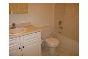 25 College Ave, Nanuet, NY 10954 - Photo 10