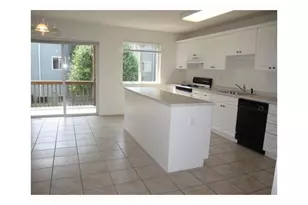 25 College Ave, Nanuet, NY 10954 - Photo 2