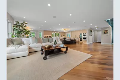 5 N Hills Road, East Norwich, NY 11732 - Photo 12