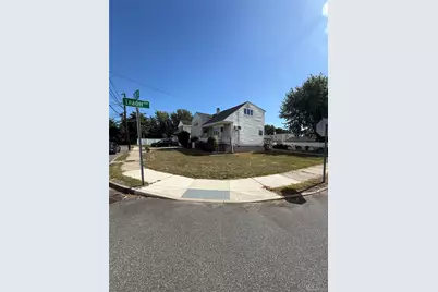 49 Noble Street, North Babylon, NY 11703 - Photo 2