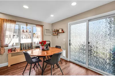 386 33rd Street, Lindenhurst, NY 11757 - Photo 6